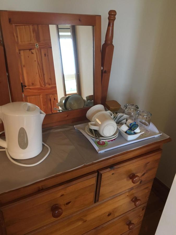 Carrick House B&B キリーベグス エクステリア 写真